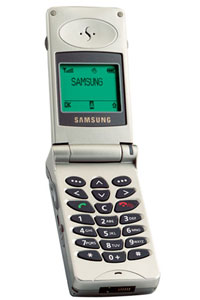 Сотовый телефон Samsung A100 стандарта GSM